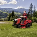 127691-tractor-t16-103-3-hd-v2-comfort-webshop-mood-1.jpg
